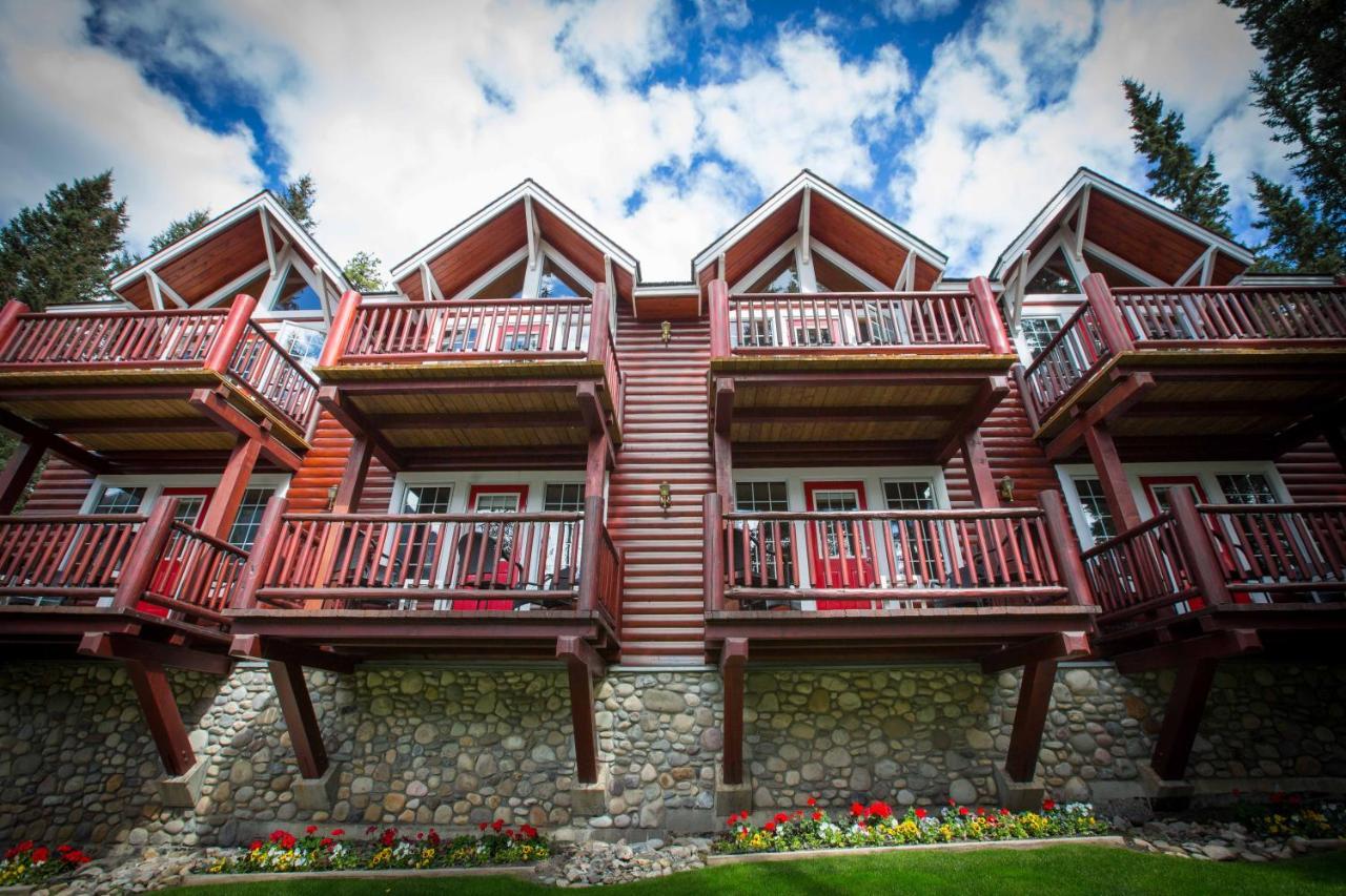Lodge Paradise And Lake Louise