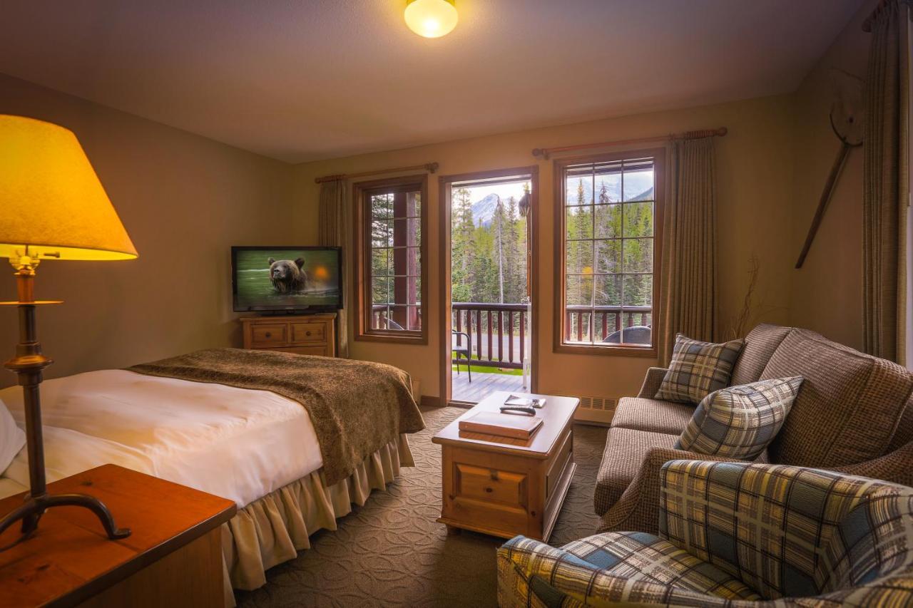 Paradise And * Lake Louise